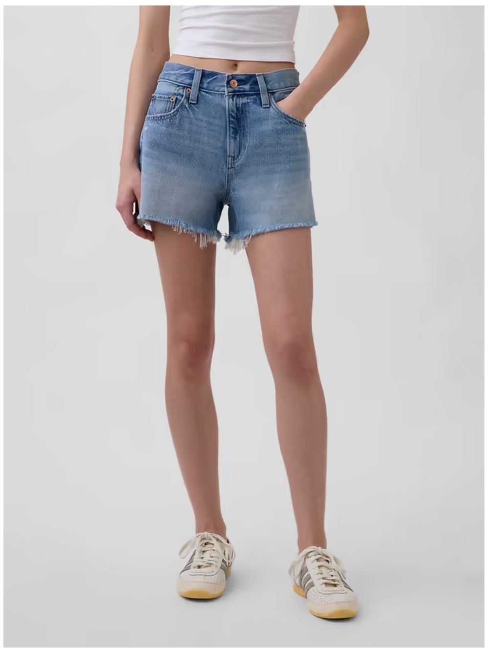 Gap 4" Mid Rise UltraSoft Relaxed Cutoff Shorts